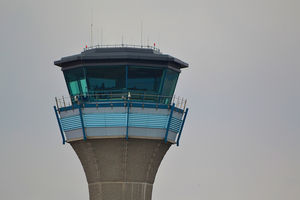 Tower: Dreh- und Angelpunkt eines jeden Airports (Foto: flickr/David Precious)