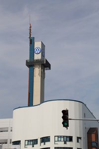 VW-Turm: Konzern steckt in Krise fest (Foto: pixelio.de, Jörg Sabel)