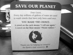 Weltrettung: Ob Handtücher da reichen, ist fraglich (Foto: Dan McKay/flickr.com) Weltrettung: Ob Handtücher da reichen, ist fraglich (Foto: Dan McKay/flickr.com)