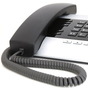 Telefon: Verbraucher unzufrieden mit Call Centern (Foto: pixelio.de/AR.Pics)