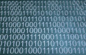 Binärcode: neue Software für Daten-Analyse (Foto: pixelio.de/Markus Vogelbacher)