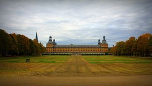 Campus: Yik Yak wegen Postings in der Kritik (Foto: pixelio.de/Tanja Ritter) Campus: Yik Yak wegen Postings in der Kritik (Foto: pixelio.de/Tanja Ritter)