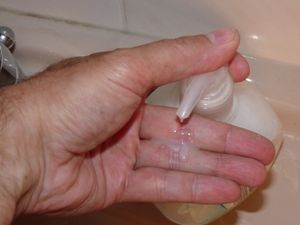 Seife: Reinheitswunsch bei Intuitiven größer (Foto: pixelio.de/Dieter Schütz)