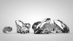Diamanten: Q-Carbon erreicht härtere Struktur (Foto: Christian Daum/pixelio.de)