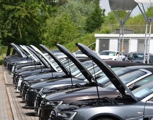 Neuwagen: VDA sieht Branche gut aufgestellt (Foto: pixelio.de, Fritz Zühlke)