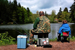 Vater und Sohn: Übergewicht verändert Sperma (Foto: pixelio.de, birgitH)