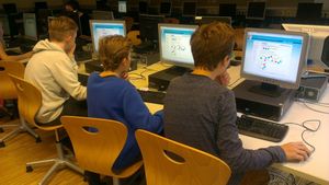 Schüler am Computer (Foto: OCG)