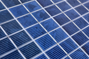 Solarzellen: noch günstiger und leistungsfähiger (Foto: pixelio.de/Tim Reckmann)
