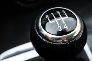 Schaltknüppel: VW drosselt Mexiko-Produktion (Foto: pixelio.de, Benjamin Wiens)