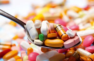Opioide: Die bunten Pillen sind sehr gefährlich (Foto: fotolia.de, Andreas F.)