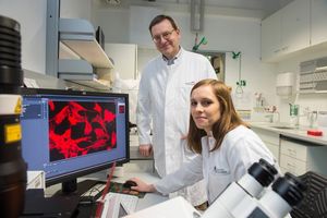 Alexander Pfeifer und Katarina Klepac (Foto: uni-bonn.de, Barbara Frommann)