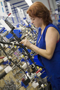 Bordnetz-Produktion: Leoni startet schwach ins neue Jahr (Foto: leoni.de)