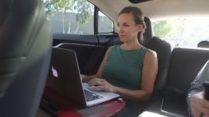 Bequem unterwegs: Tesloop bietet einen Autopiloten (Foto: tesloop.com)