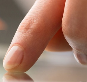 Finger: Mit nur wenigen Wischen schnell zur Hilfskraft (Foto: ilmiosupereroe.it) Finger: Mit nur wenigen Wischen schnell zur Hilfskraft (Foto: ilmiosupereroe.it)