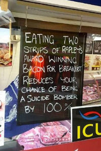 Werbetafel in australischer Fleischerei erregt die Gemüter (Foto: twitter.com)