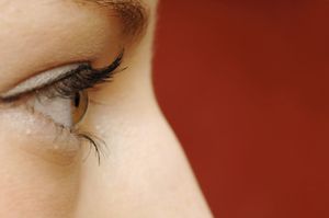 Ein frischer Blick nach einer Lidstraffung (© BildPix.de - Fotolia)