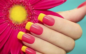 Frische und freche Nageldesigns (Foto: MW Nails)