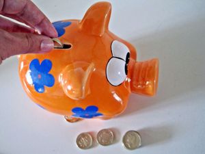 Wo investieren: Sparbuch oder doch Aktie? (Flickr.com/Images Money) Wo investieren: Sparbuch oder doch Aktie? (Flickr.com/Images Money)