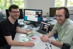 Sebastian Markett (links) und Simon Waskow (Foto: Barbara Frommann, uni-bonn.de)