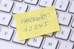 Leichtsinniges Passwort: Biometrie sicherer (Foto: Tim Reckmann, pixelio.de)