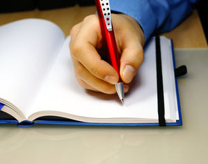 Kinderhand: Schmutz schützt vor Allergien (Foto: pixelio.de, I-vista)