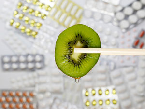 Multivitamin-Präparate: in Schwangerschaft sinnlos (Foto: pixelio.de, I-vista)