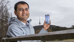 Salman Durrani: Forscher sieht in Masten Energiequelle (Foto: ANU/Stuart Hay)