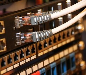 Server: KMU fortschrittlicher als gedacht (Foto: pixelio.de, Joerg Trampert)