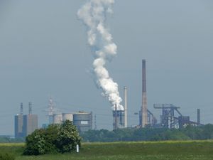 Luftverschmutzung: Auswirkungen auf  Lungenkrebs (Foto: pixelio.de, K. Steves)