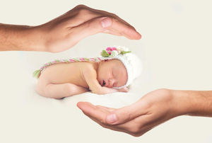 Geschützter Säugling (Foto: öffentliche Domäne/gemeinfrei)