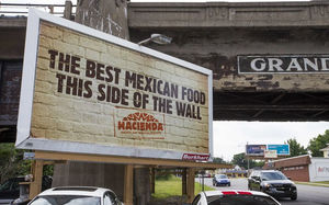 PR-Gag: Trump-Anspielung beleidigt Lateinamerikaner (Foto: twitter.com/MFosmoe) PR-Gag: Trump-Anspielung beleidigt Lateinamerikaner (Foto: twitter.com/MFosmoe)