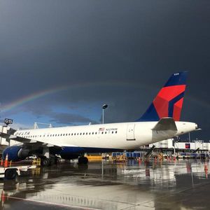 Delta-Flieger: Computerpanne kostet 150 Mio. Dollar (Foto: news.delta.com) Delta-Flieger: Computerpanne kostet 150 Mio. Dollar (Foto: news.delta.com)