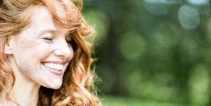 Ästhetische Zähne dank Zahnärztin Dr. Geragori (© drubig-photo - Fotolia)
