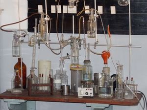 Labor: Nanostäbchen besser unter Kontrolle (Foto: pixelio.de/Dieter Schütz)