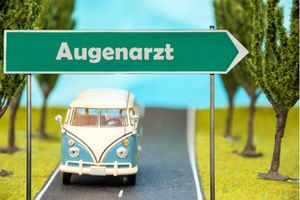Katarakt: Typische Hinweise ernst nehmen (© Thomas Reimer - Fotolia.com)