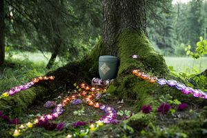 Geschmücktes Grab (Foto: paxnatura)