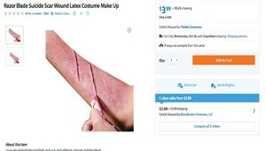 Halloween-Kostüm mit Darstellung einer Schnittwunde (Foto: walmart.com)