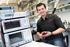 Christoph Baer: Lawinensensor rettet Leben (Foto: ruhr-uni-bochum.de, Kramer)