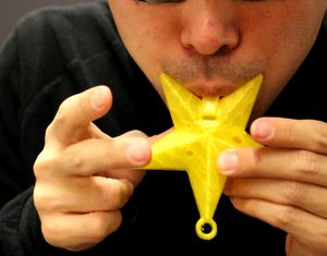 Gelber Stern: Aus dem 3D-Drucker zum Musizieren (Foto: Autodesk)