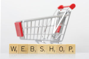 Einkaufswagen: Deutschen verschenken digital (Foto: pixelio.de, Tim Reckmann)