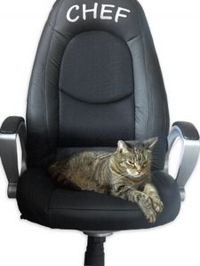 Allmächtiger Chef: für Unternehmen nicht ideal (Foto: asrawolf, pixelio.de) Allmächtiger Chef: für Unternehmen nicht ideal (Foto: asrawolf, pixelio.de)