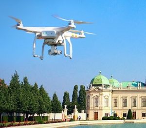 Drohne am Schloss Belvedere: Unwissen groß (Foto: drohnenbewilligung.at)