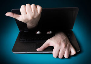 Wer liest mit im Internet? (Foto: shutterstock)