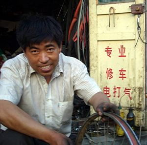 Chinese: Legt bei wenig Einkommen viel zur Seite (Foto: Jerzy Sawluk/pixelio.de)
