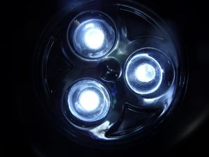 LED-Licht: 3D-Drucke einfach händisch überarbeiten (Foto: Peter A, pixelio.de)