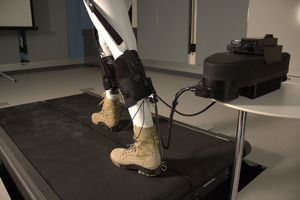 Exosuit: Stützstruktur reduziert Energie um 23 Prozent (Foto: harvard.edu)