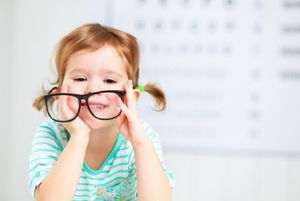 Grauer Star bei Kindern ist selten (© JenkoAtaman - Fotolia)