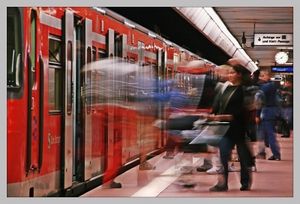 Zug: Fahrkomfort könnte eigentlich höher sein (Foto: pixelio.de/birgitH)