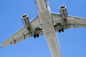 Flieger: Führende Airlines reagieren auf Kritik (Foto: pixelio.de/RoKnoFoto)