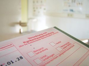 Patientendaten: Weitergabe an Google umstritten (Foto: pixelio.de, Verena N.)